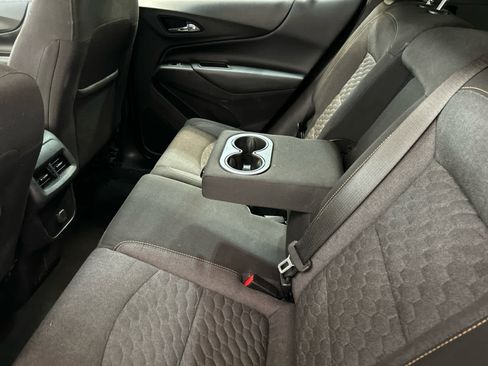 Used 2018 Chevrolet Equinox LT image 5