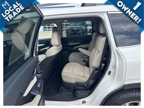 Used 2022 Subaru Ascent Premium w/ Convenience Package AWD/4WD image 23