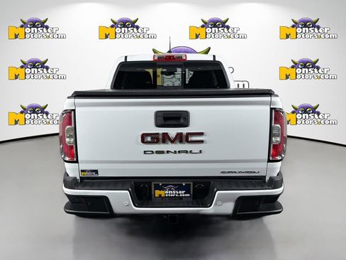 Used 2021 GMC Canyon Denali image 6