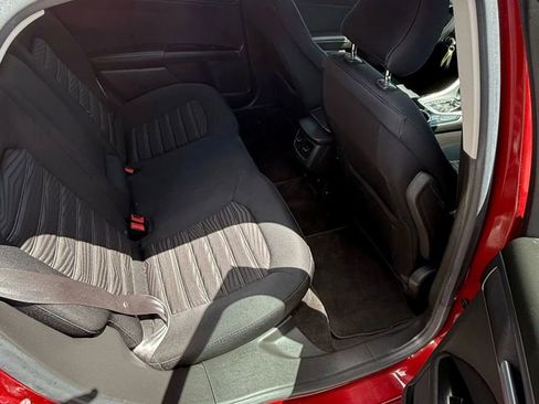 Used 2016 Ford Fusion SE image 8