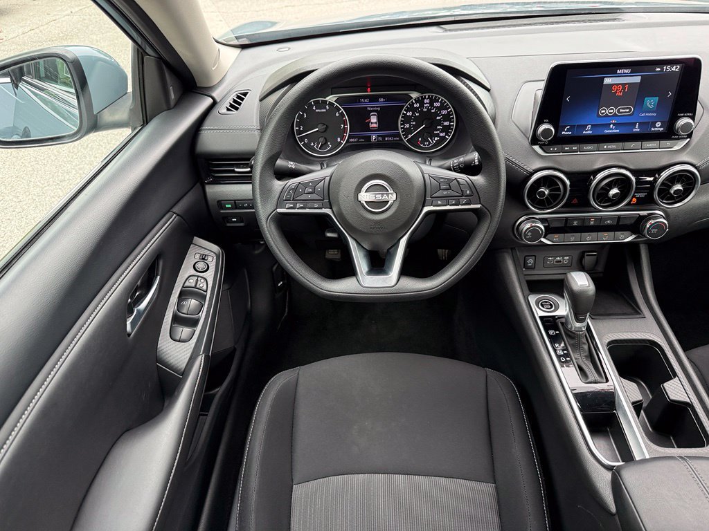 Used 2025 Nissan Sentra SV FWD image 27