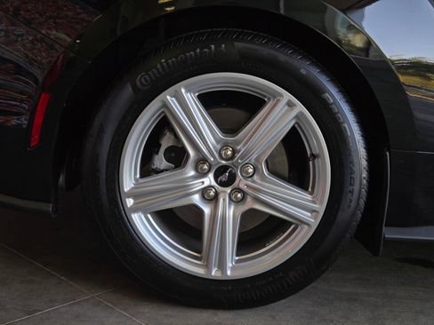 Used 2026 Ford Mustang Coupe RWD image 5