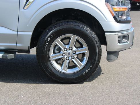 Used 2025 Ford F150 XLT w/ Equipment Group 301A Standard image 12