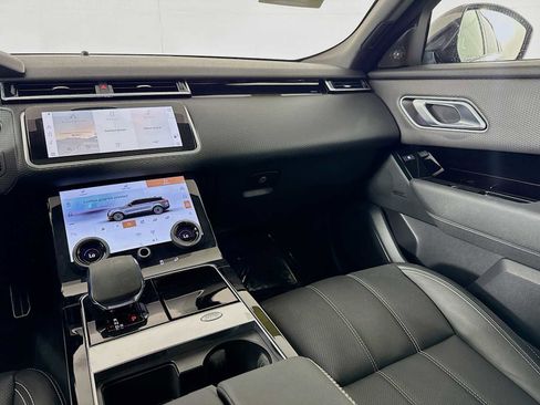 Used 2023 Land Rover Range Rover Velar R-Dynamic S image 24
