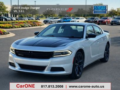 Used 2019 Dodge Charger SXT w/ Blacktop Package