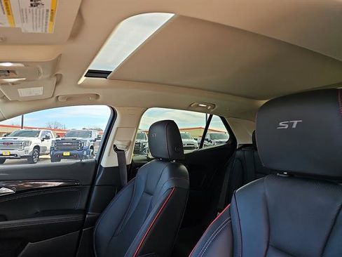 Certified 2023 Buick Envision Essence w/ Sport Touring Package image 12