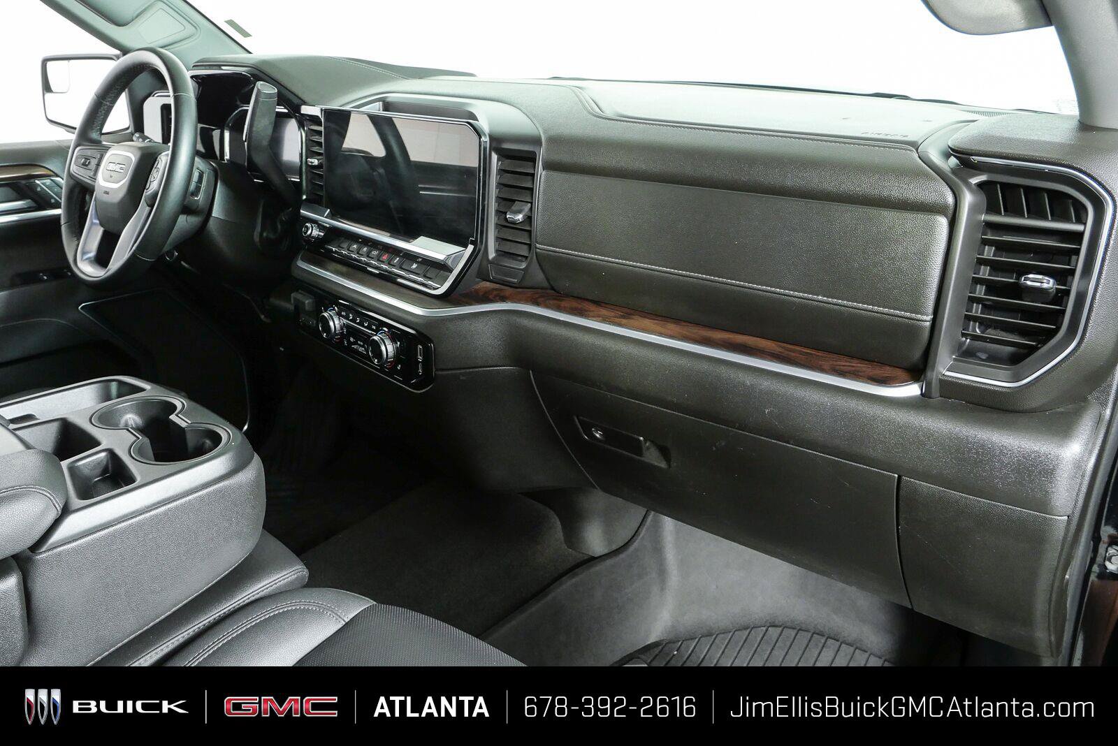 Used 2026 GMC Sierra 1500 SLT AWD/4WD image 22