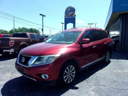 Used 2014 Nissan Pathfinder SL w/ Trailer Tow Package