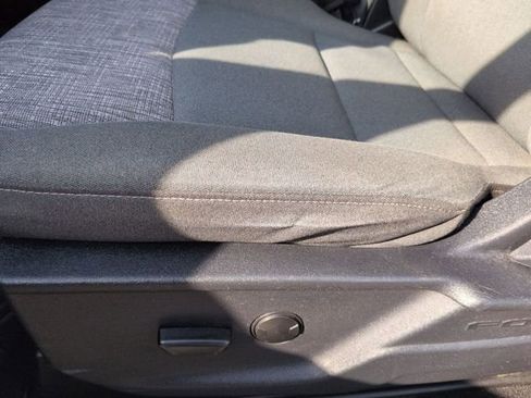 Used 2023 Ford F150 XLT image 15