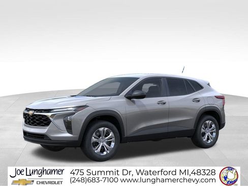 New 2026 Chevrolet Trax LS FWD image 2