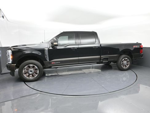 Used 2024 Ford F350 King Ranch image 27