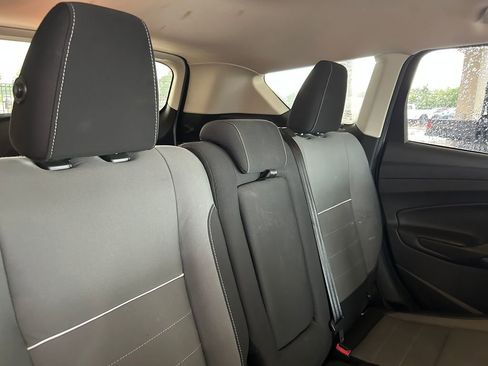 Used 2015 Ford Escape SE FWD image 28