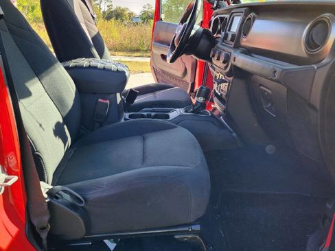 Used 2020 Jeep Gladiator Sport w/ Quick Order Package 24S image 20