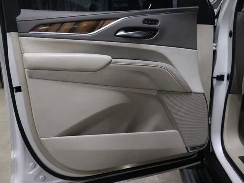 Used 2021 Cadillac Escalade Sport Platinum image 9