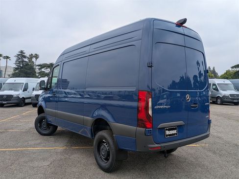 New 2025 Mercedes-Benz Sprinter 2500 image 2