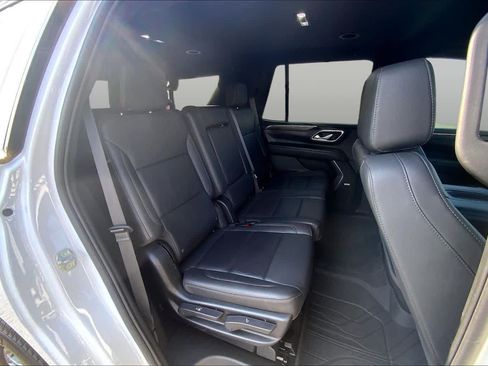 Used 2024 Chevrolet Tahoe LT AWD/4WD image 39