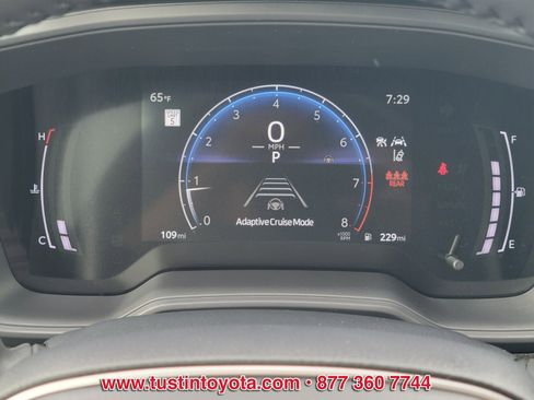 Used 2026 Toyota Corolla SE FWD image 19