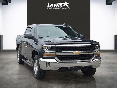 Used 2018 Chevrolet Silverado 1500 LT w/ All Star Edition AWD/4WD image 6