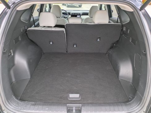 Certified 2024 Hyundai Tucson Limited FWD image 11
