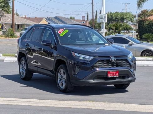 Used 2024 Toyota RAV4 XLE FWD image 3
