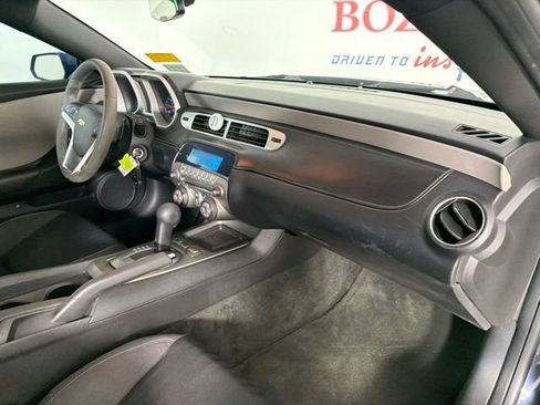 Used 2015 Chevrolet Camaro LS RWD image 17