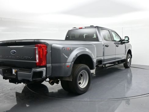Used 2025 Ford F350 XLT image 6