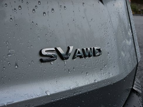 Certified 2023 Nissan Rogue SV image 30