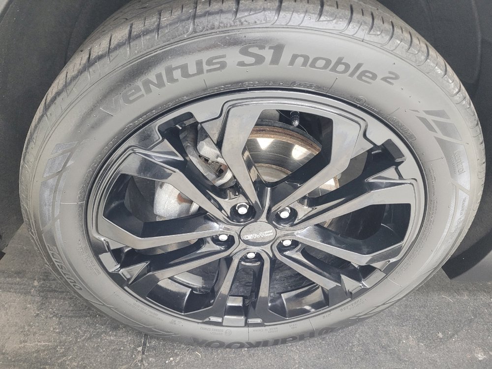 Used 2020 GMC Terrain SLE w/ Elevation Edition FWD image 31