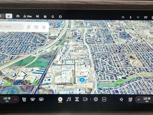 Used 2024 Rivian R1S Adventure image 48