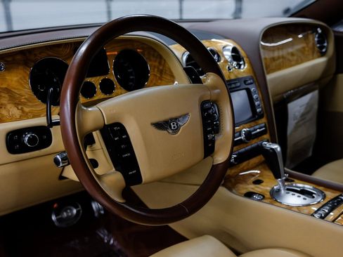 Used 2009 Bentley Continental GT image 23