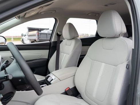 Used 2026 Hyundai Tucson SEL Plus FWD image 16