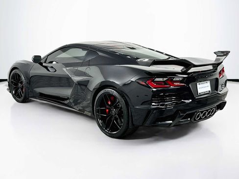 Used 2026 Chevrolet Corvette Z06 RWD image 3