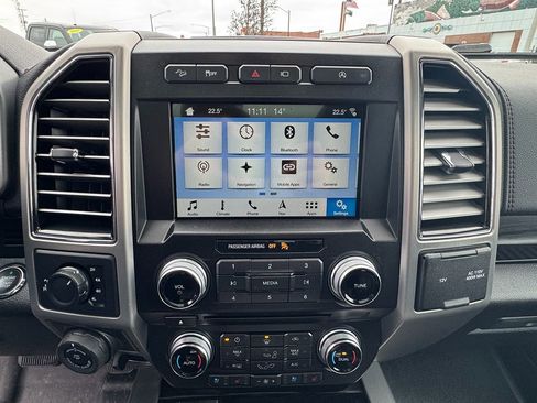 Used 2018 Ford F150 Platinum w/ Technology Package image 12