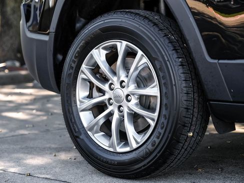 Used 2022 Jeep Cherokee Latitude Lux image 66