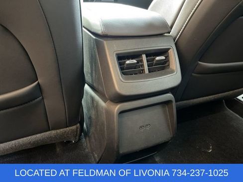 Certified 2024 Chevrolet Equinox EV RS FWD image 19