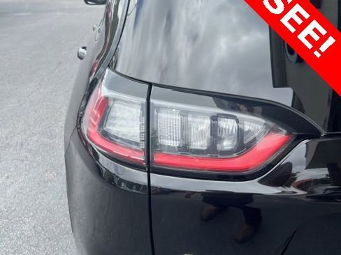 Used 2021 Jeep Cherokee Latitude Lux w/ Sun & Sound Group image 7