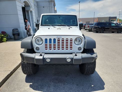 Used 2017 Jeep Wrangler Unlimited Sport w/ Quick Order Package 24S AWD/4WD image 8