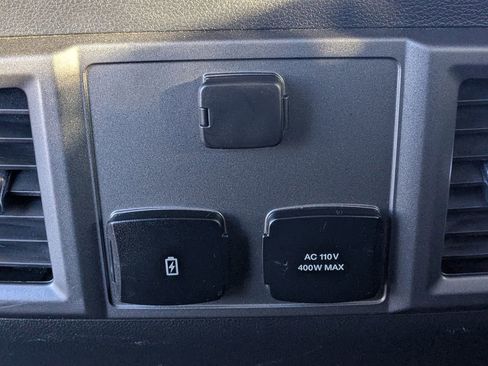 Used 2020 Ford F150 XLT w/ Equipment Group 302A Luxury image 12