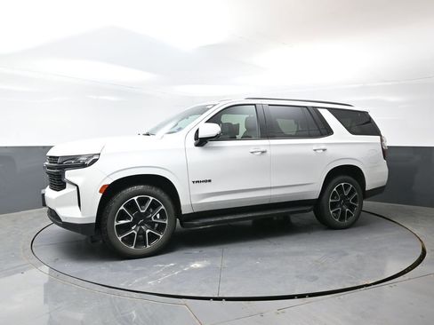 Used 2021 Chevrolet Tahoe RST w/ Luxury Package AWD/4WD image 10