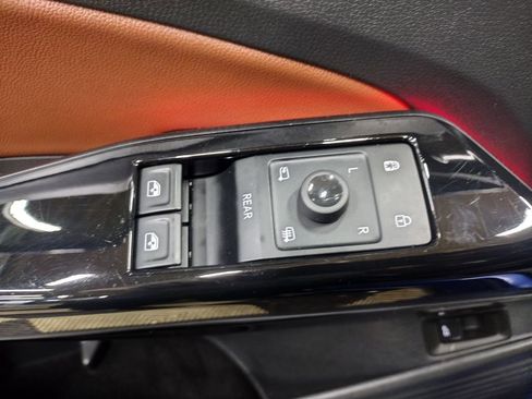 Certified 2021 Volkswagen ID.4 Pro S image 20