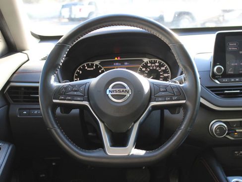 Used 2022 Nissan Altima 2.5 SR w/ Midnight Edition Package image 24