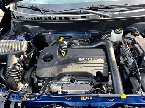 Used 2022 GMC Terrain SLE w/ Driver Convenience Package image 30