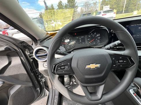 New 2026 Chevrolet Trax LS w/ LS Convenience Package image 12