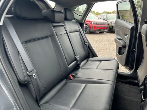 Used 2024 Hyundai Kona Limited image 11