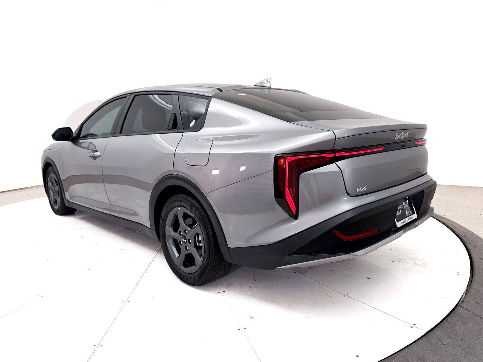 Used 2025 Kia K4 FWD image 15