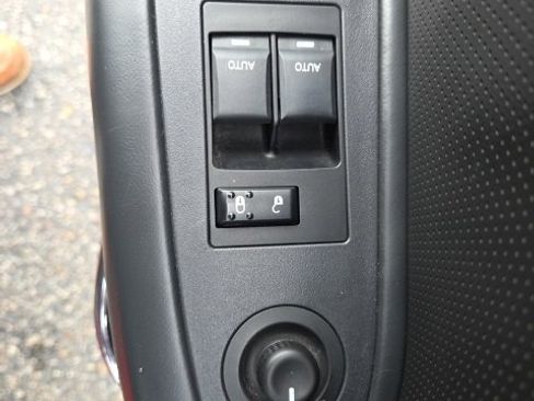 Used 2010 Dodge Challenger R/T image 89