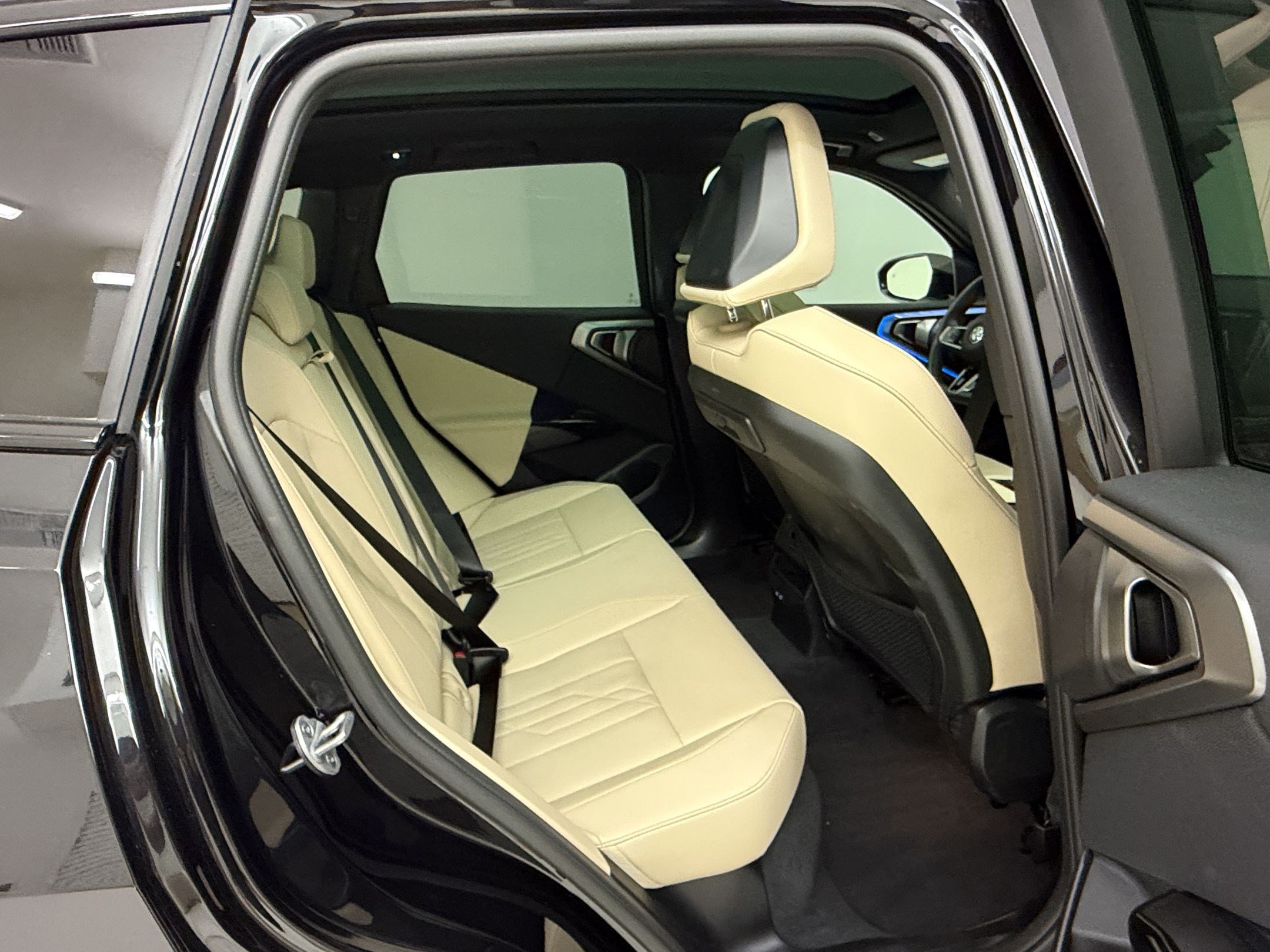 Used 2026 BMW X3 xDrive30i w/ M Sport Package AWD/4WD image 30
