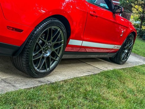 Used 2012 Ford Mustang Shelby GT500 w/ SVT Performance Pkg RWD image 41