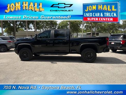 Used 2024 Chevrolet Silverado 2500 ZR2 w/ Technology Package AWD/4WD image 6