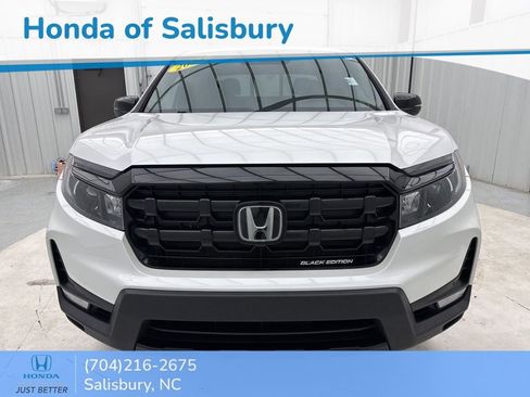 Used 2024 Honda Ridgeline Black Edition image 2